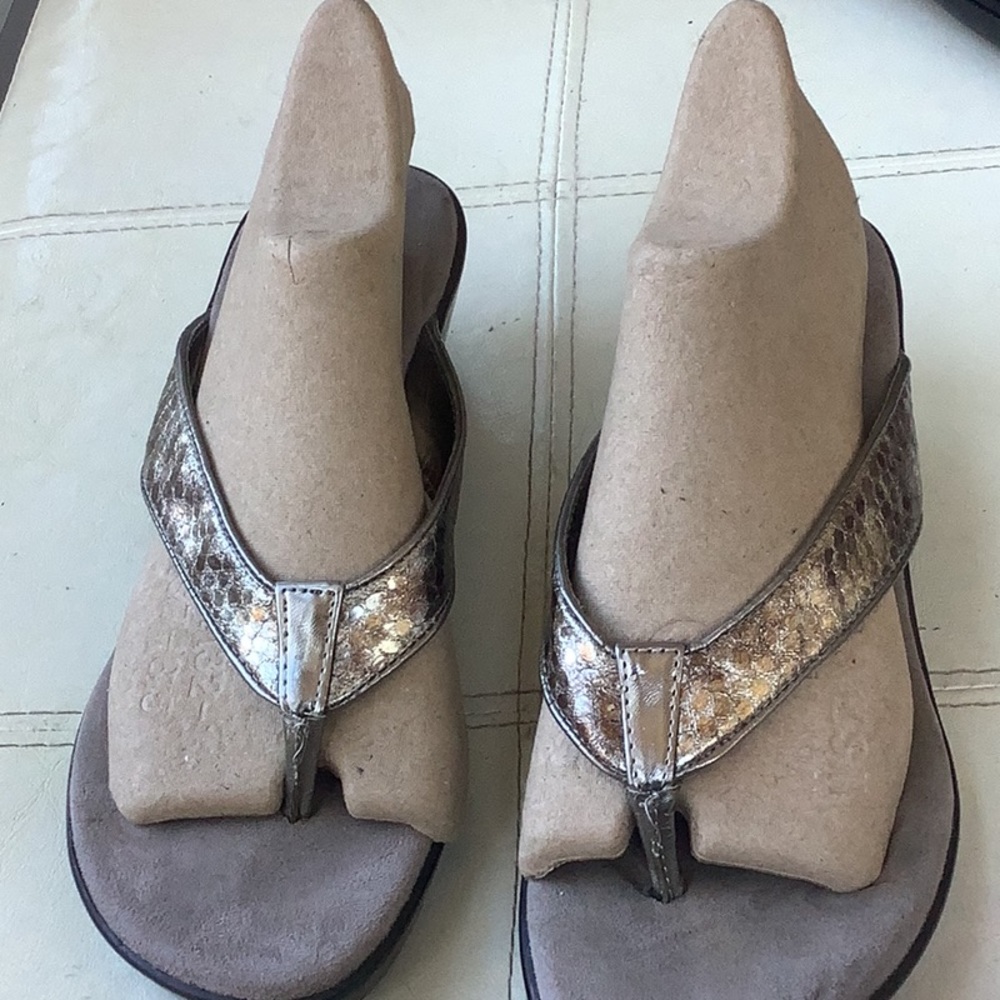 Aerosoles silver sandals